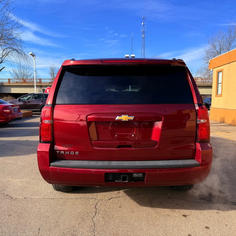 2017 Chevrolet Tahoe Image 6