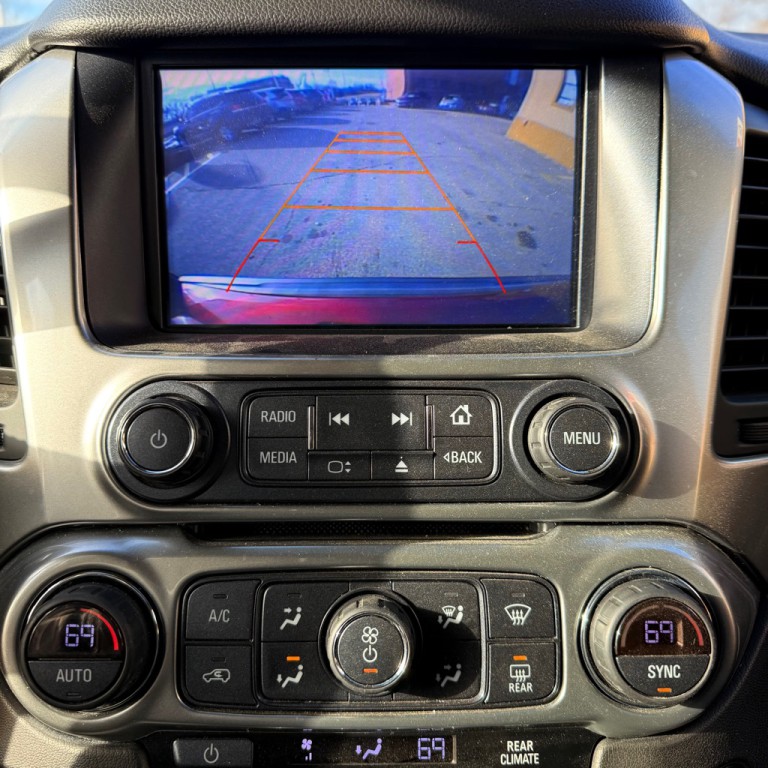 2017 Chevrolet Tahoe Image 17