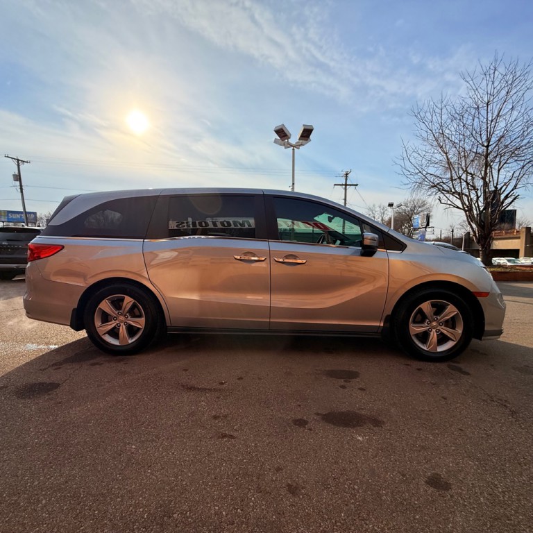 2018 Honda Odyssey Image 4