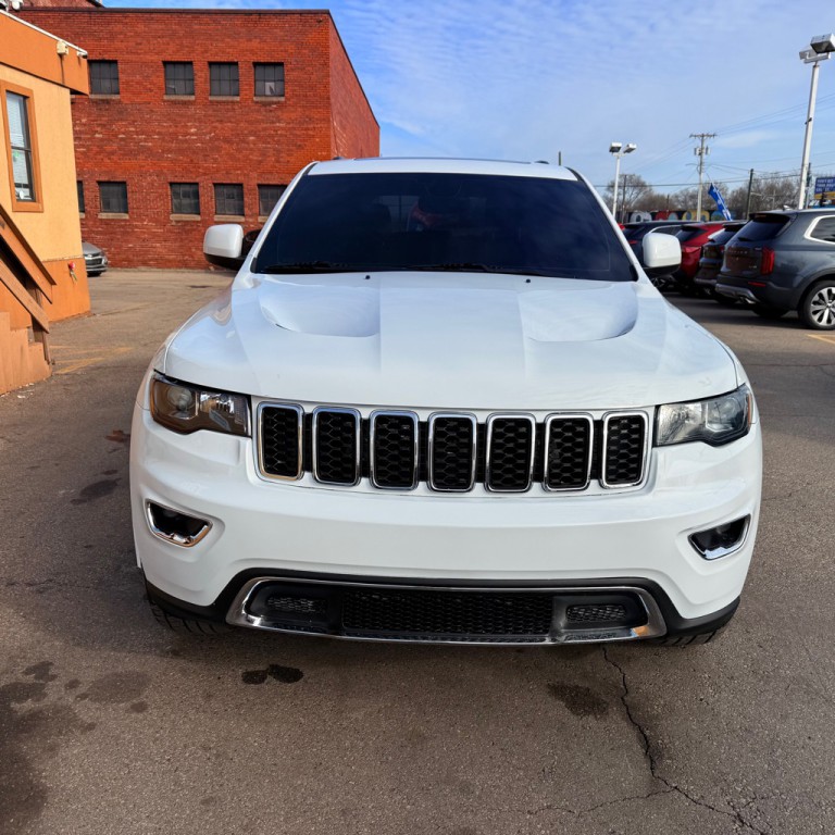 2018 Jeep Grand Cherokee Image 2