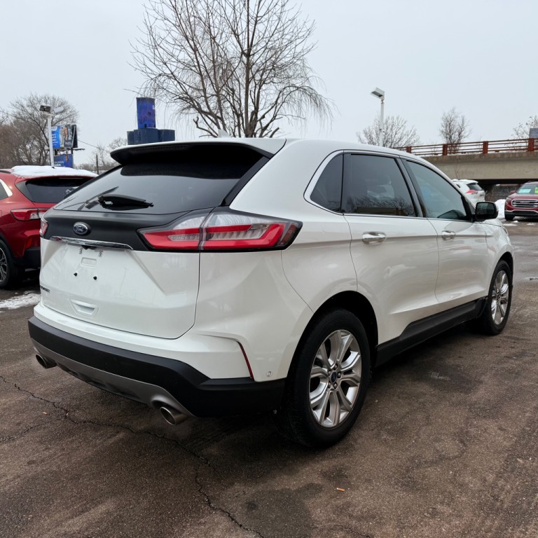 2020 Ford Edge Image 5