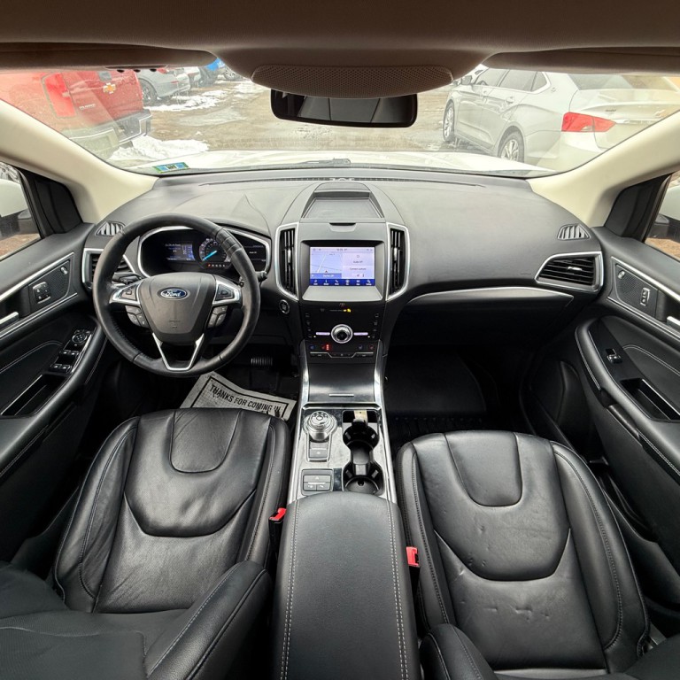 2020 Ford Edge Image 13