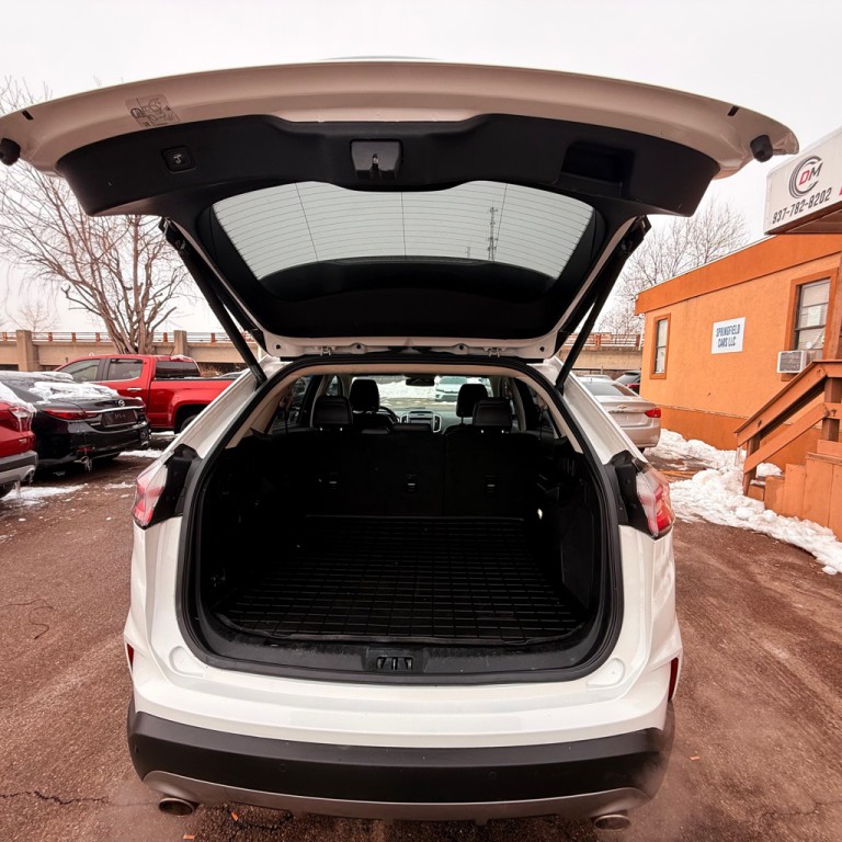 2020 Ford Edge Image 14