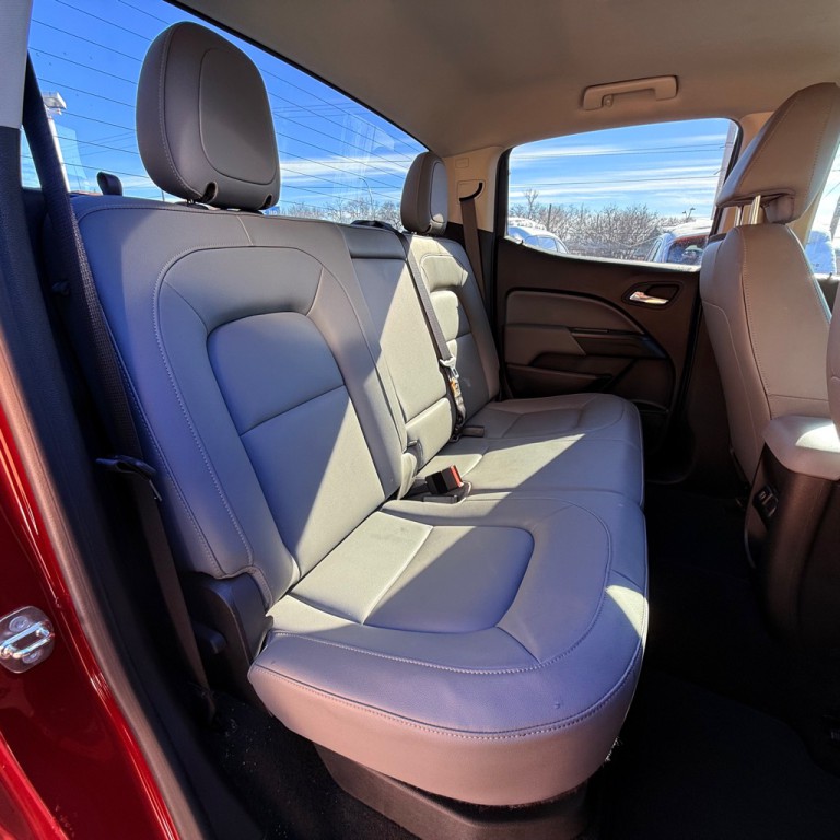 2015 Chevrolet Colorado Image 12