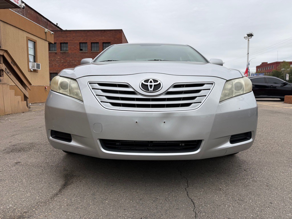 2008 Toyota Camry Image 2