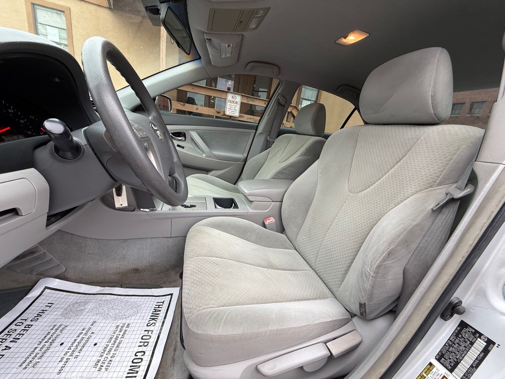 2008 Toyota Camry Image 9