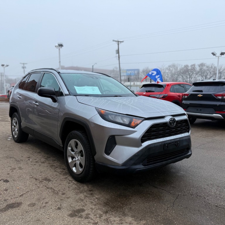 2019 Toyota Rav4 Image 3
