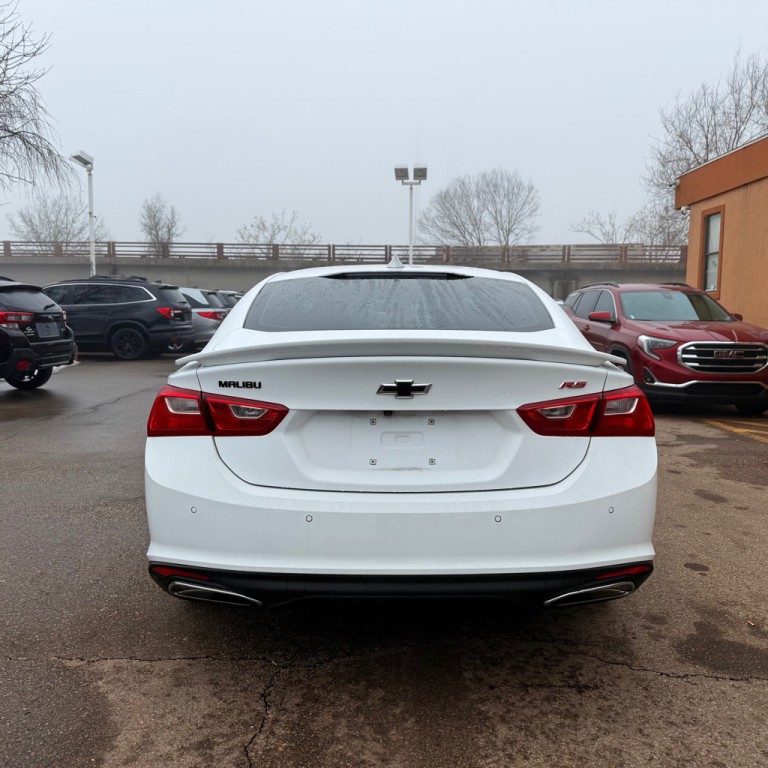 2022 Chevrolet Malibu Image 6