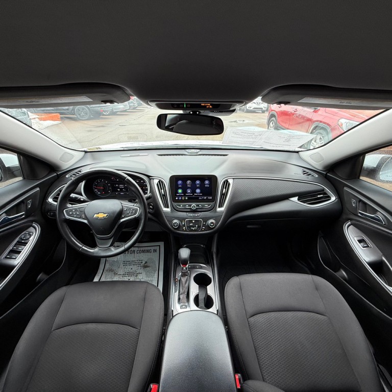 2022 Chevrolet Malibu Image 13
