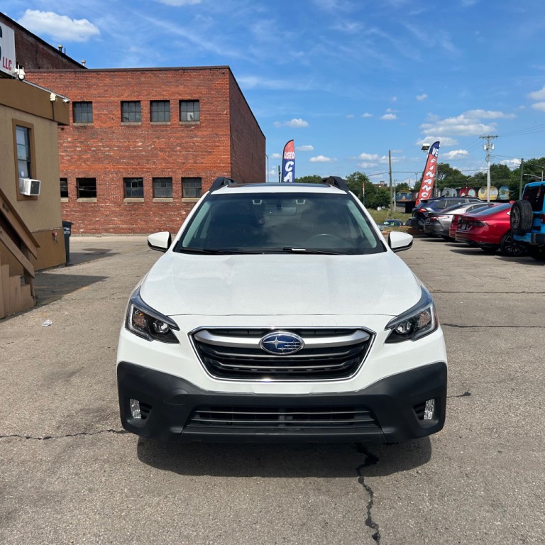 2022 Subaru Outback Image 2
