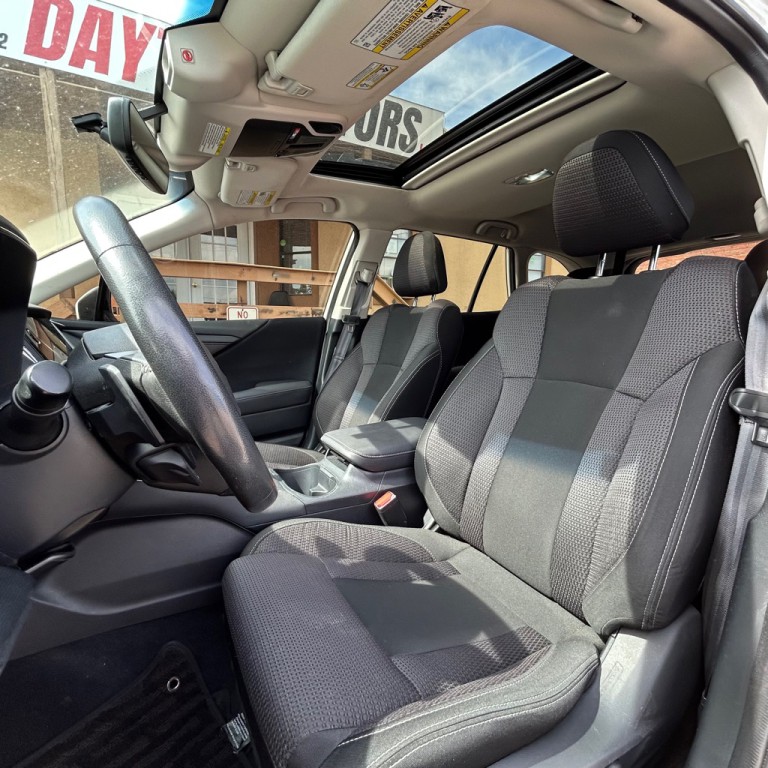 2022 Subaru Outback Image 9