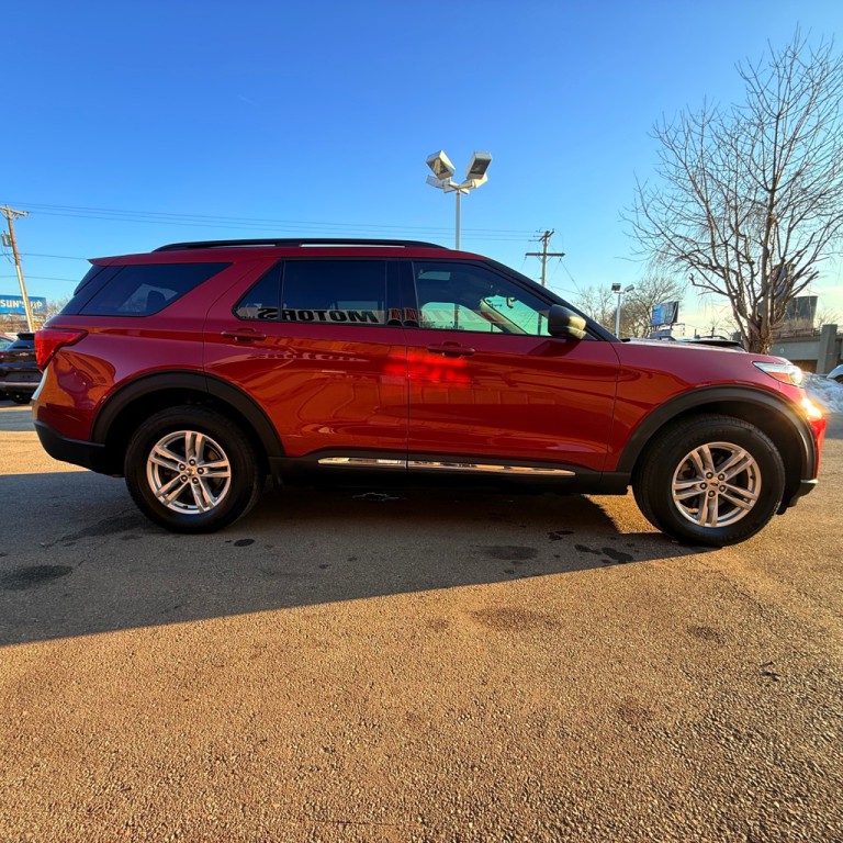 2020 Ford Explorer Image 4