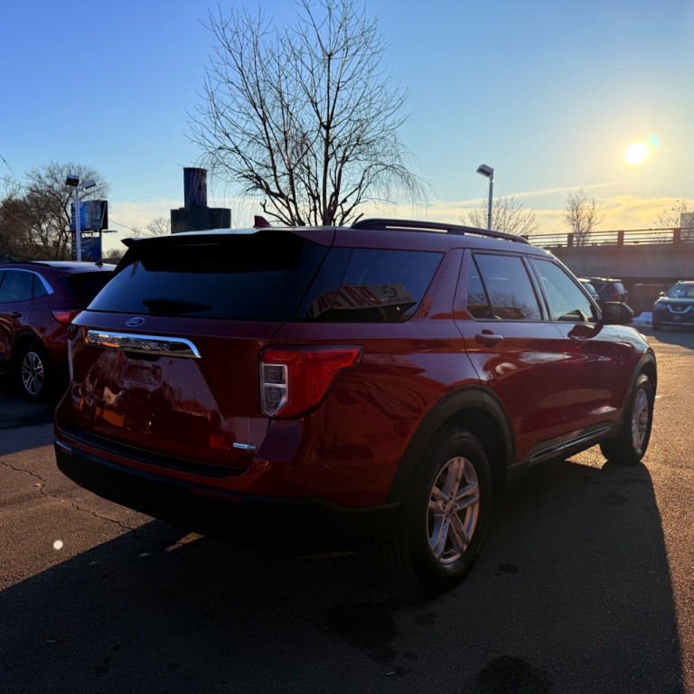 2020 Ford Explorer Image 5