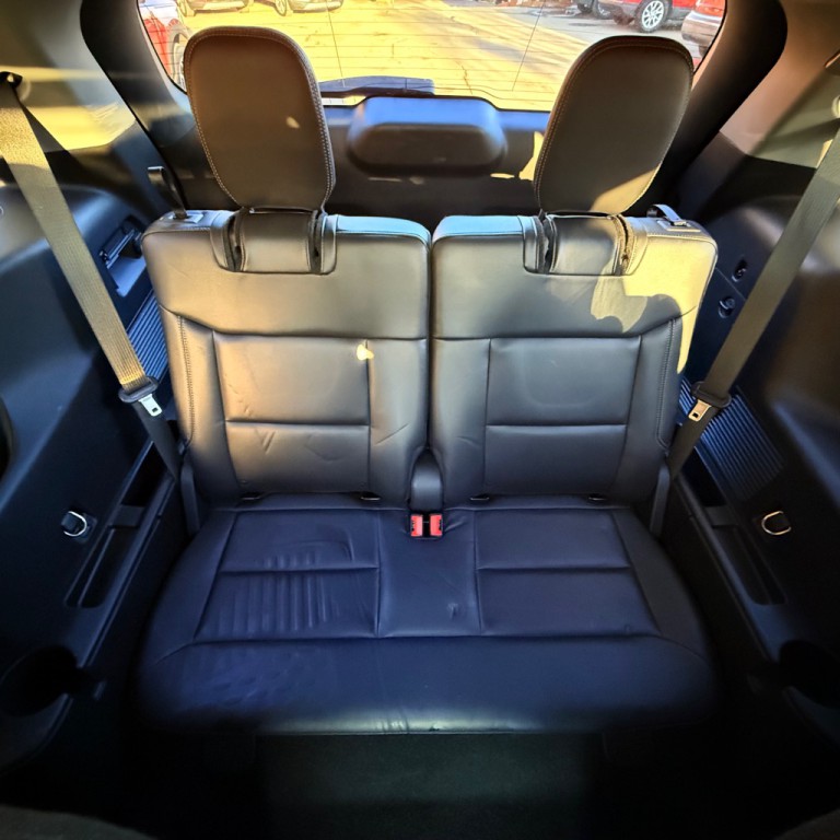 2020 Ford Explorer Image 13