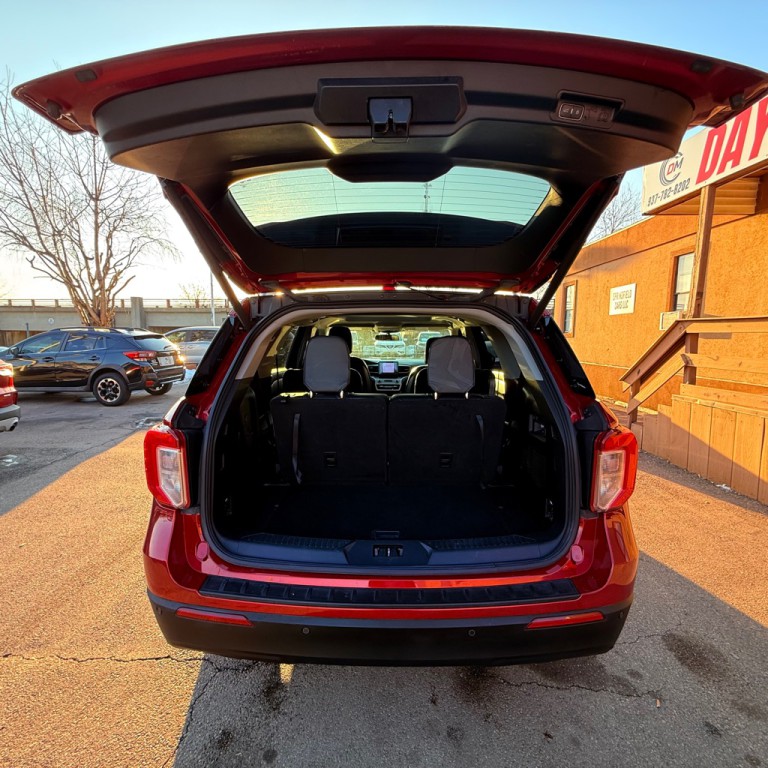 2020 Ford Explorer Image 16