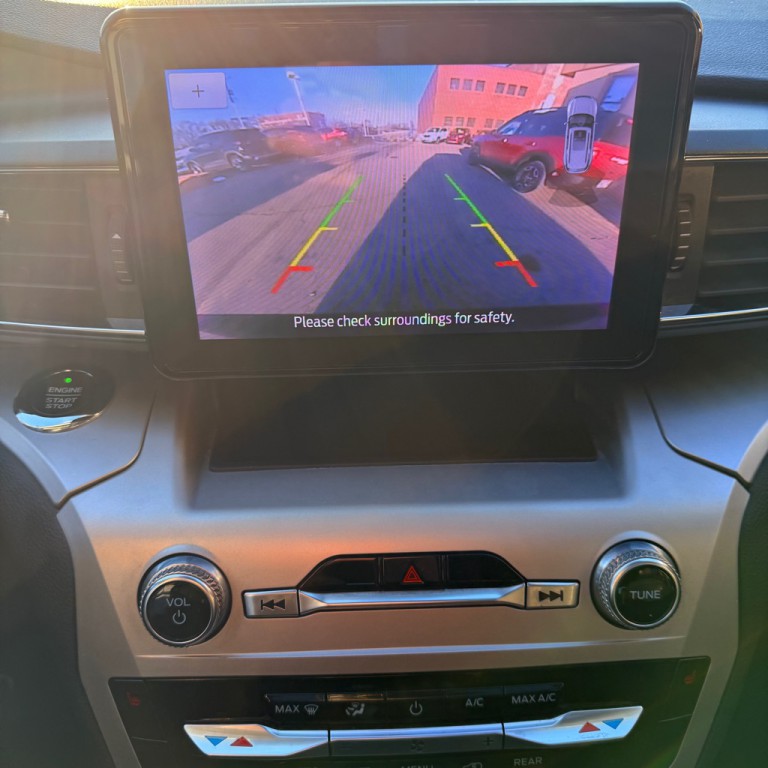 2020 Ford Explorer Image 18