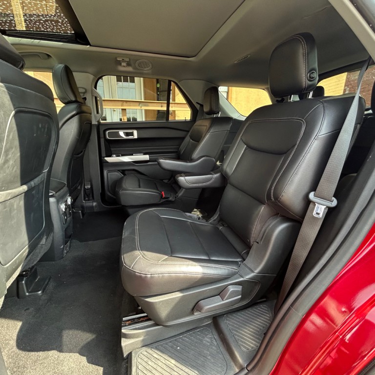 2020 Ford Explorer Image 10