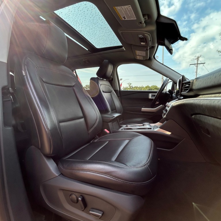 2020 Ford Explorer Image 12
