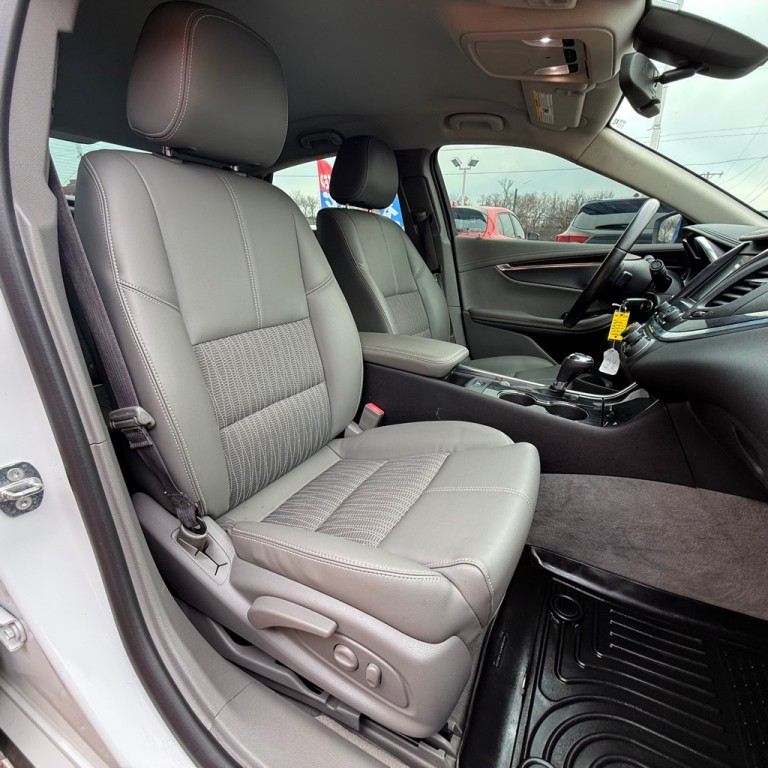 2016 Chevrolet Impala Image 11