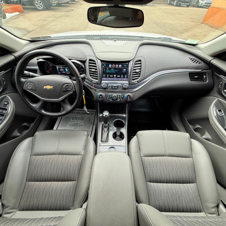 2016 Chevrolet Impala Image 13