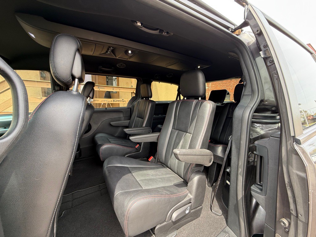 2016 Dodge Grand Caravan Image 10