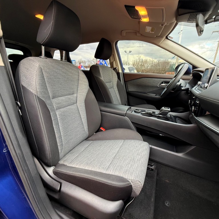 2021 Nissan Rogue Image 11