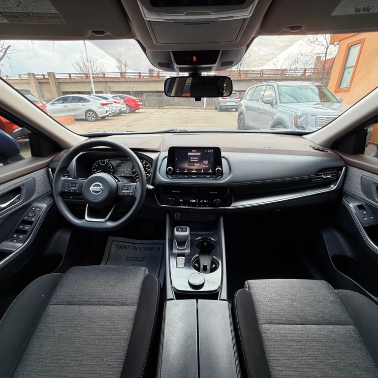 2021 Nissan Rogue Image 13