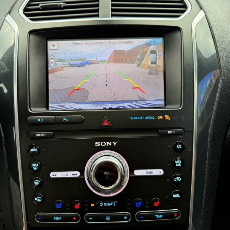 2019 Ford Explorer Image 18