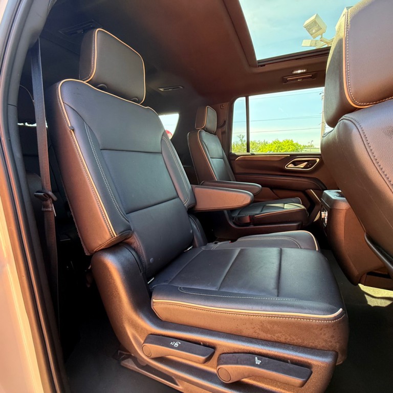 2021 GMC Yukon Image 12