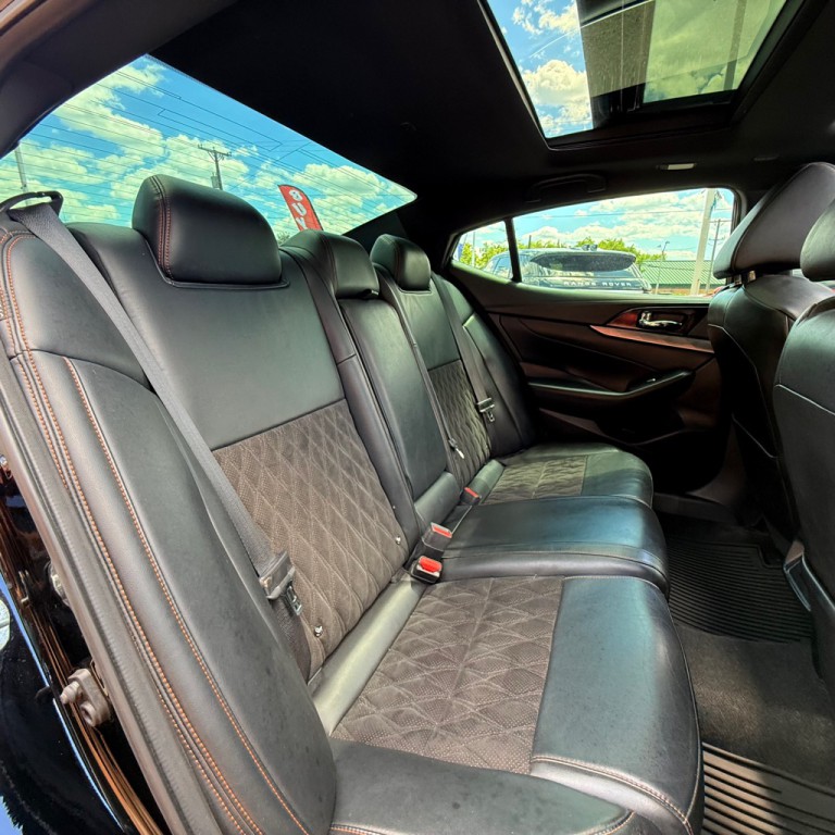 2020 Nissan Maxima Image 12