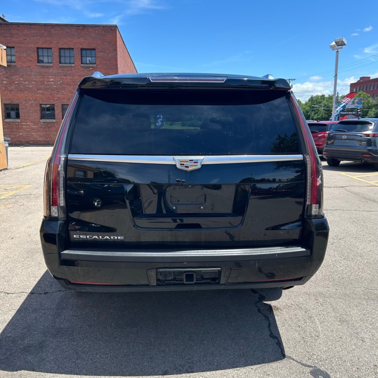 2019 Cadillac Escalade Image 6