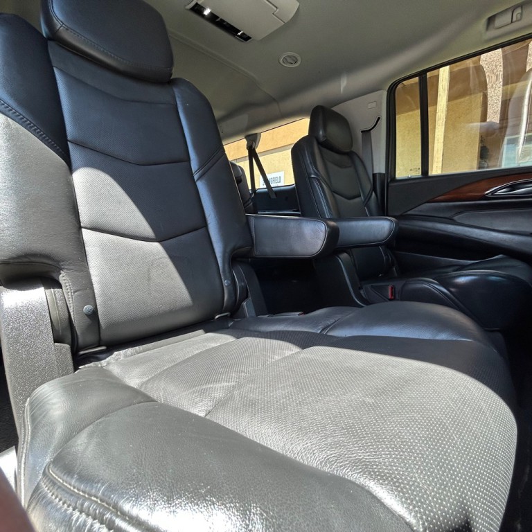 2019 Cadillac Escalade Image 12