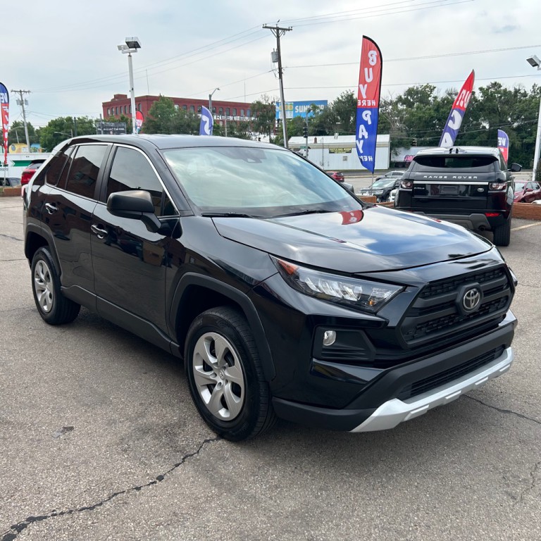 2022 Toyota Rav4 Image 3