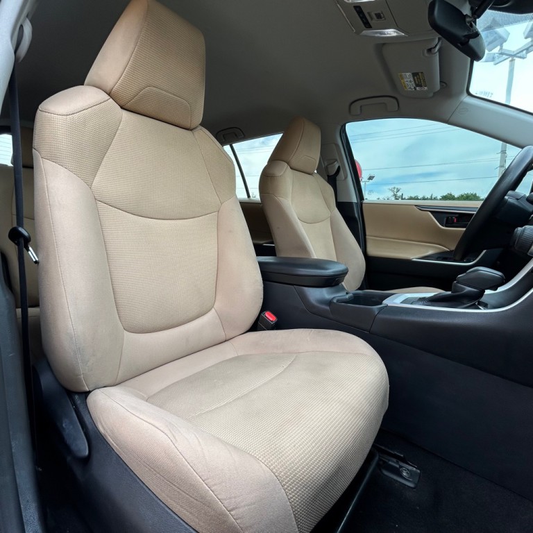 2022 Toyota Rav4 Image 11