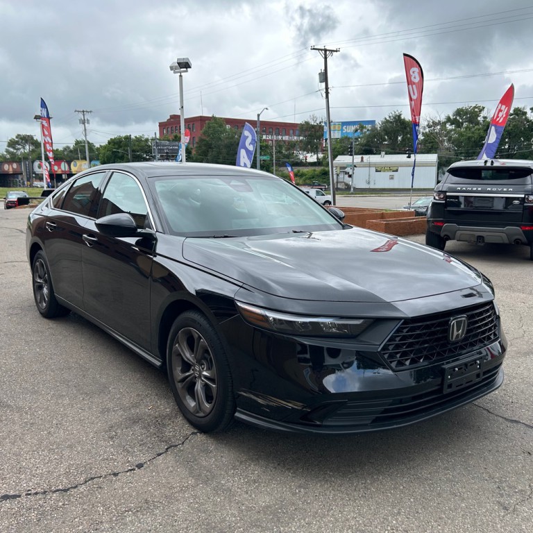 2024 Honda Accord Image 3