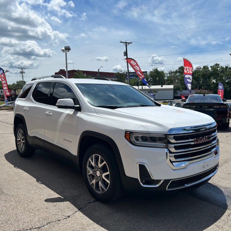 2020 GMC Acadia Image 3
