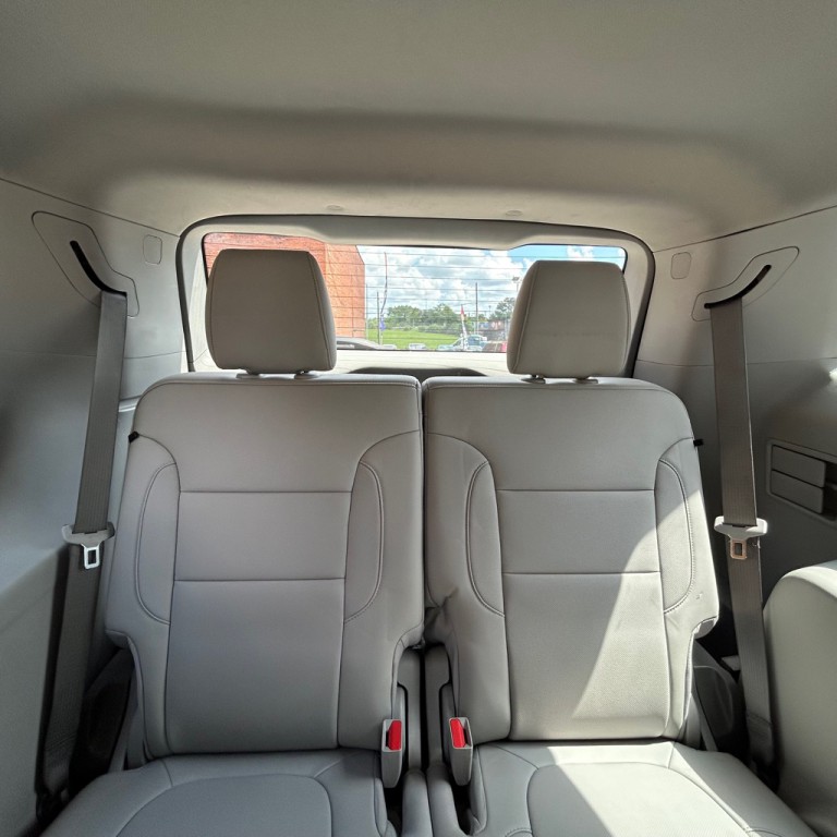 2020 GMC Acadia Image 13