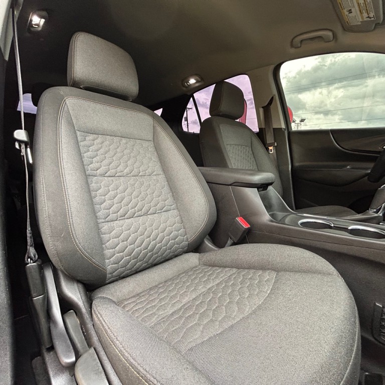 2018 Chevrolet Equinox Image 11