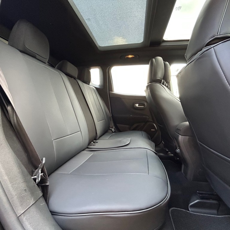 2021 Jeep Renegade Image 12