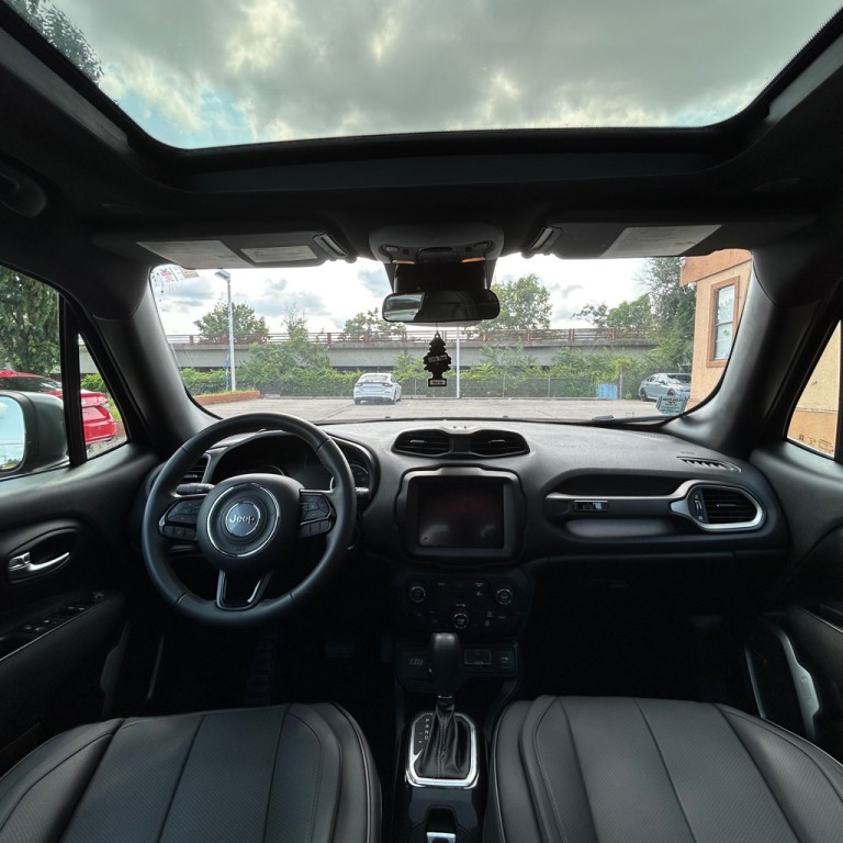 2021 Jeep Renegade Image 13