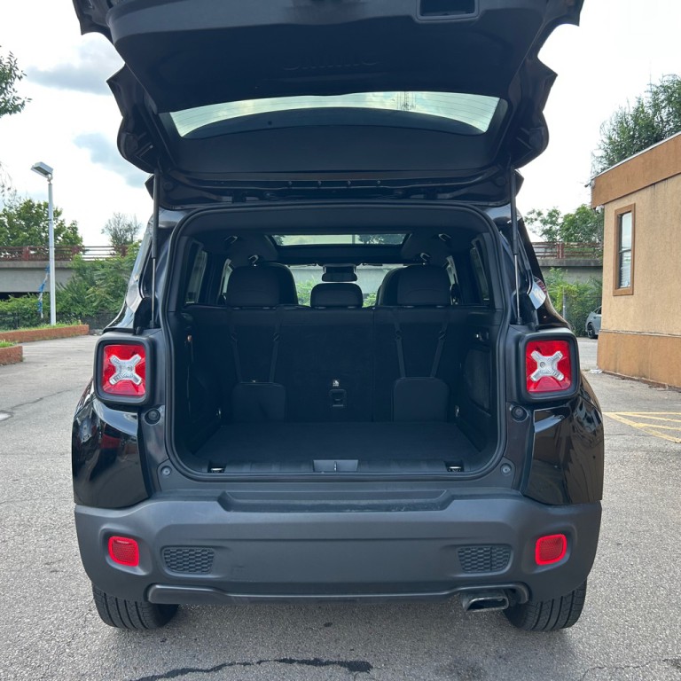 2021 Jeep Renegade Image 14