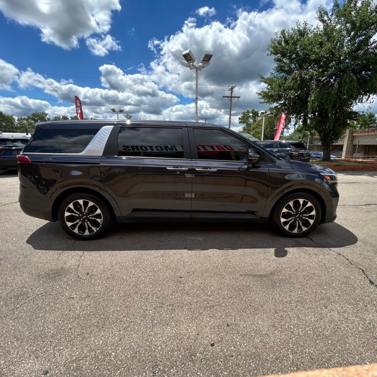 2023 Kia Carnival Image 4