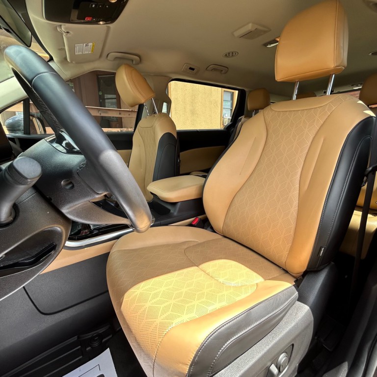 2023 Kia Carnival Image 9