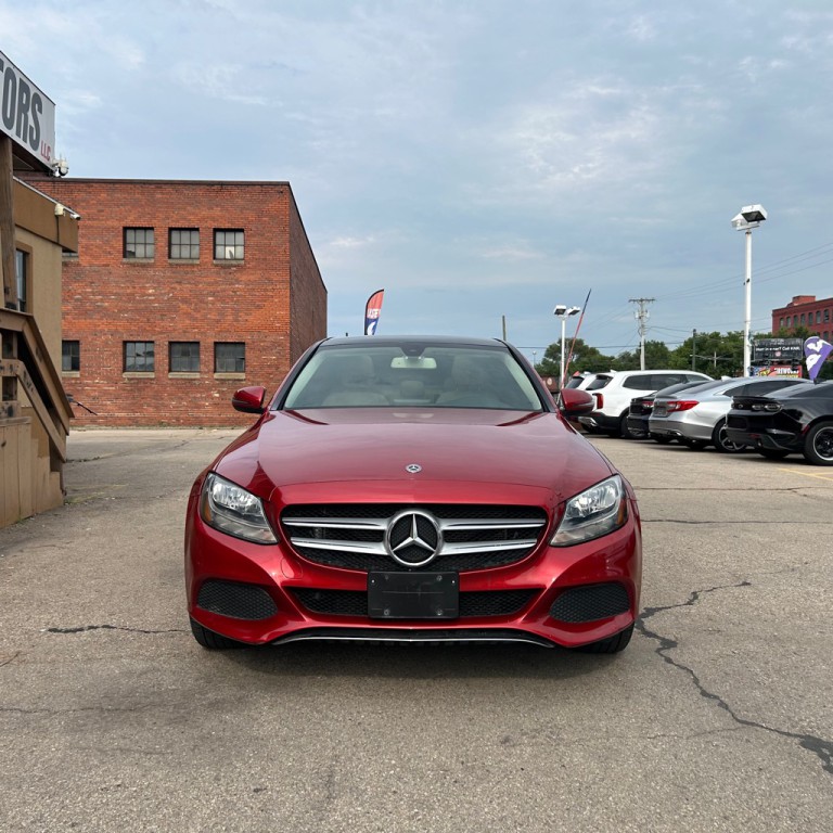 2018 Mercedes-Benz C-Class Image 2