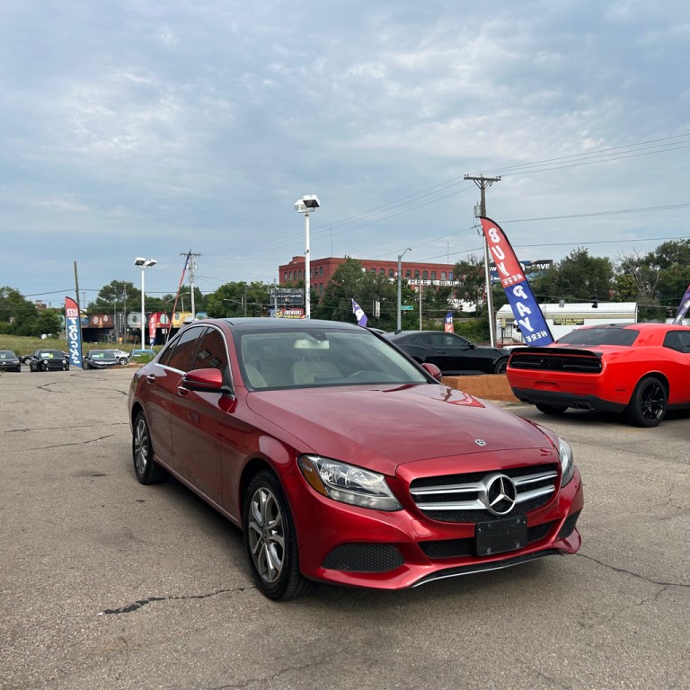 2018 Mercedes-Benz C-Class Image 3