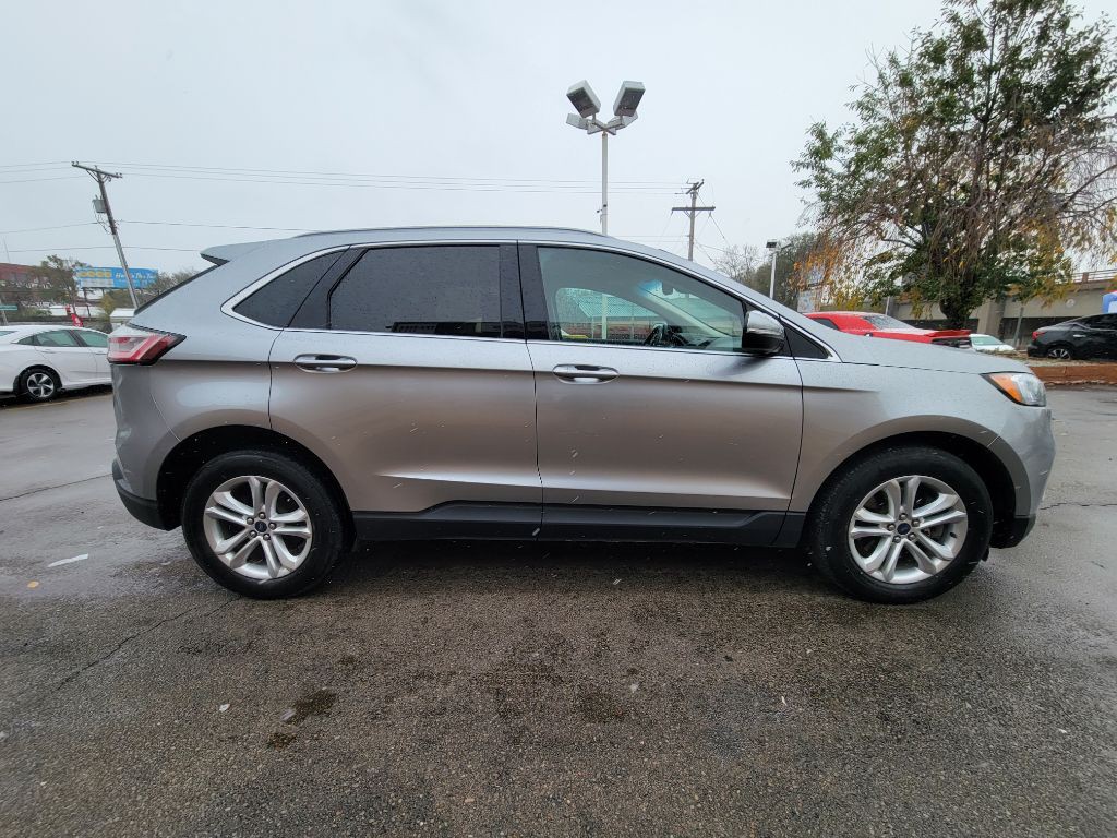 2020 Ford Edge Image 4