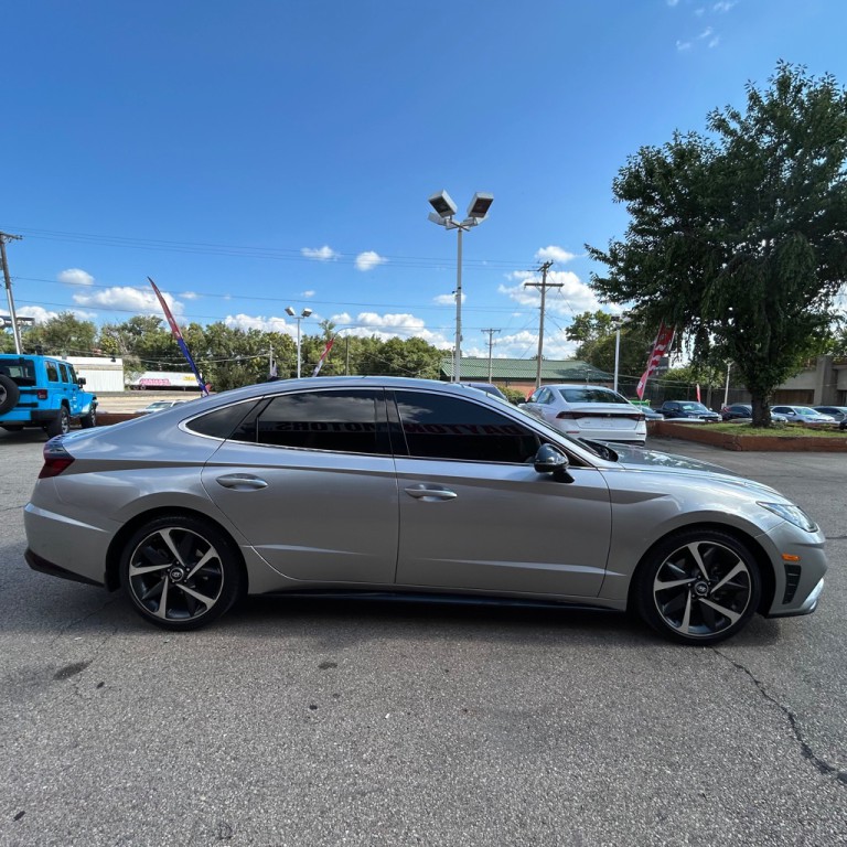 2021 Hyundai Sonata Image 4