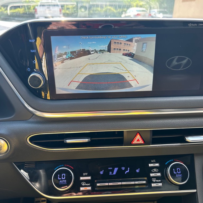 2021 Hyundai Sonata Image 16