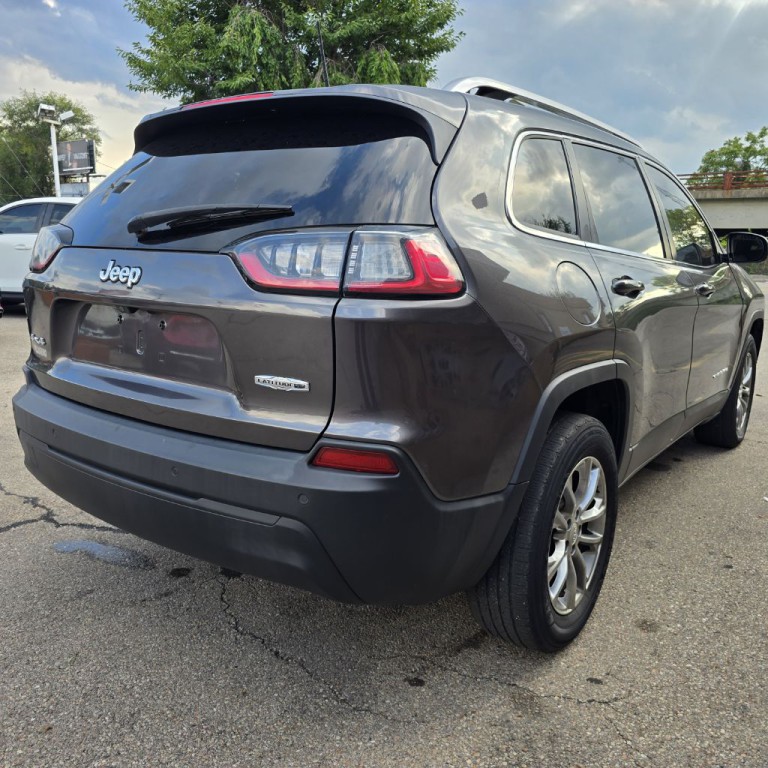 2020 Jeep Cherokee Image 1