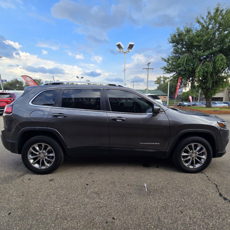 2020 Jeep Cherokee Image 3